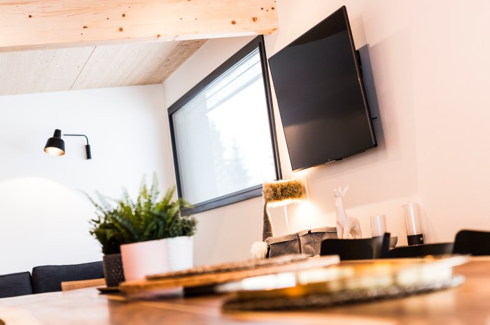 télévision connectée murale orientable
