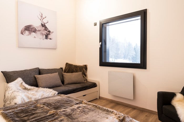 Beau de betes chambre cerf chalet moderne jura