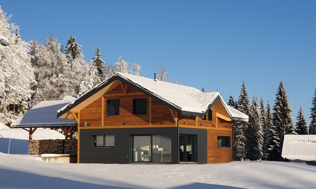 magnifique chalet a louer dans un endroit calme station des rousses pour passer des vacances en famille